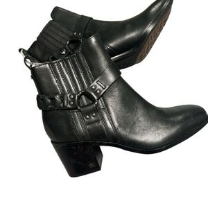Sam Edelman, Dalma. Black Leather Ankle Boots